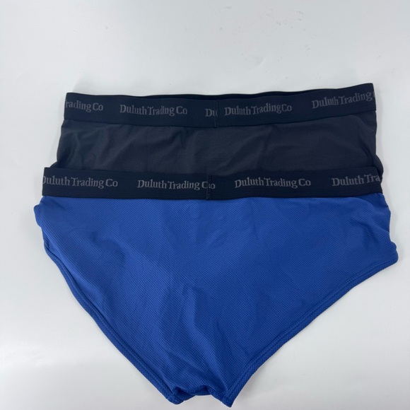 Duluth Trading Co Men's Black and Blue Brief Underwear ( 2 Pair ) - Picture 4 of 8
